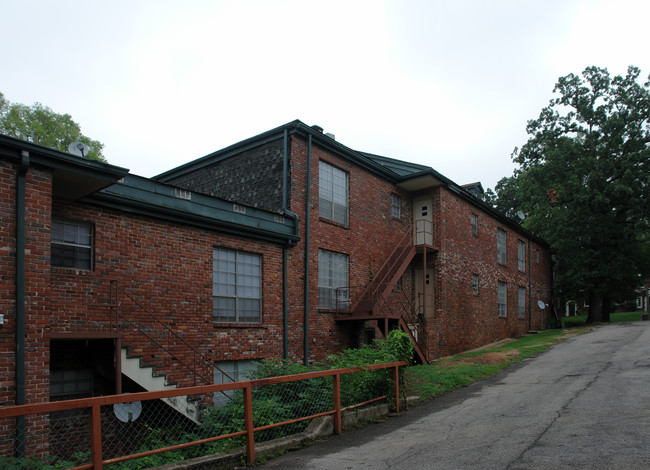 Meadows-Smith Apartments in Birmingham, AL - Building Photo - Building Photo