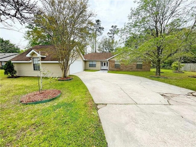 property at 101 Herwig Bluff Rd