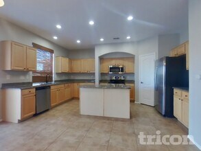 21650 Dietz Dr in Maricopa, AZ - Foto de edificio - Building Photo