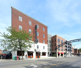 Fireproof in Columbus, OH - Foto de edificio - Building Photo