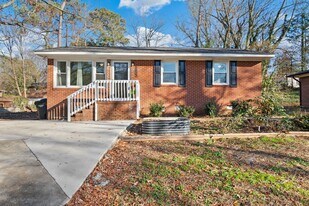 2907 Beechwood Dr in Durham, NC - Building Photo