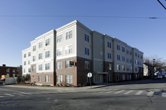 Auburn Apartments in Haverhill, MA - Building Photo - Building Photo