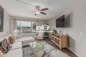 10871 W Buccaneer Dr in Sun City, AZ - Building Photo - Building Photo