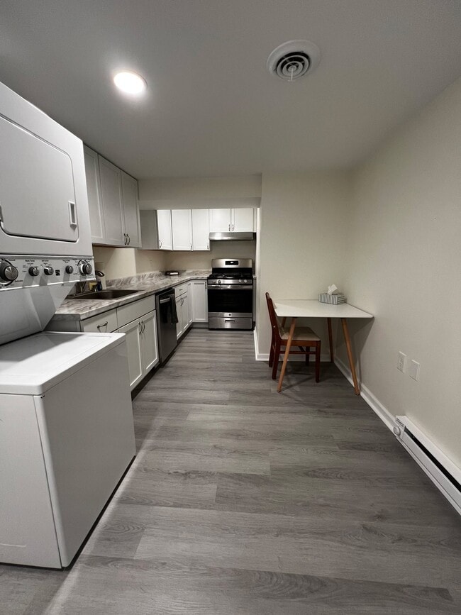 205 Palomino Dr in East York, PA - Building Photo - Building Photo