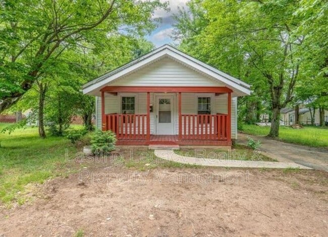 property at 1006 Junia Ave