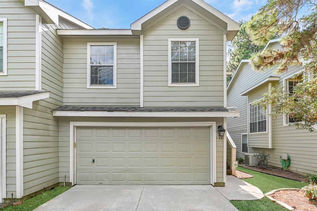 138 S Walden Elms Cir in Spring, TX - Building Photo
