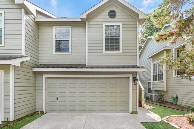 138 S Walden Elms Cir