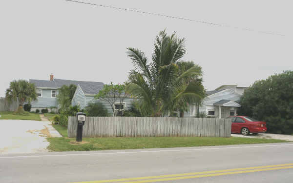 1300 Atlantic St in Melbourne Beach, FL - Building Photo