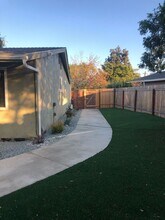 5390 Hewlett Dr in San Diego, CA - Building Photo - Building Photo