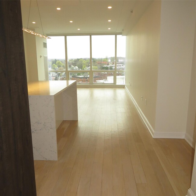 5 Renaissance Square in White Plains, NY - Building Photo - Building Photo