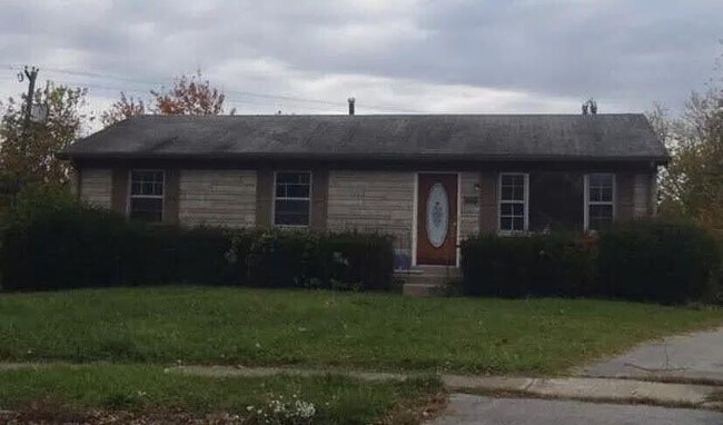 property at 1725 Scarborough Ct