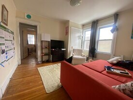 14 Stockwell St, Unit 2 in Boston, MA - Building Photo