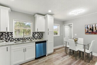 6353 David Dr in Jacksonville, FL - Building Photo - Building Photo