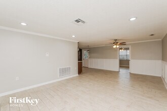 9021 St Clair Ln in Port Richey, FL - Building Photo - Building Photo