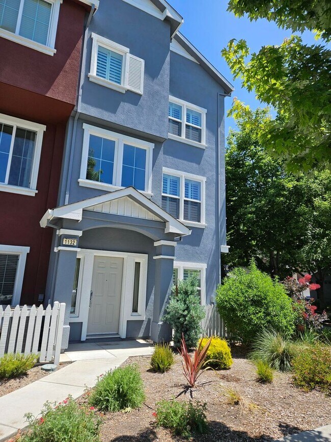 property at 1132 Campbell Ave