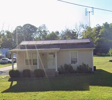 815 W Rodney Dr in Cape Girardeau, MO - Building Photo