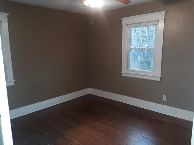 4563 S 1st St in Louisville, KY - Building Photo - Building Photo