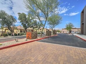 2134 E Broadway Rd, Unit 1038 in Tempe, AZ - Building Photo - Building Photo