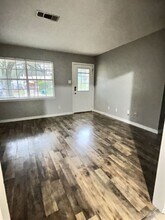 221 Eastland Blvd in Ocean Springs, MS - Building Photo - Building Photo