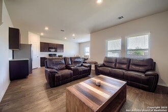 13915 Arkose in San Antonio, TX - Building Photo - Building Photo