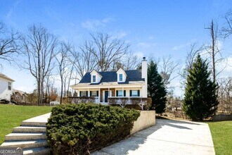105 Legend Creek Hollow in Douglasville, GA - Building Photo - Building Photo