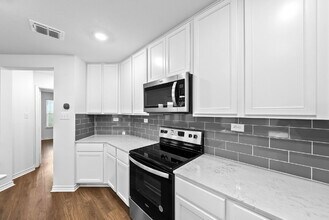 11530 Amberina in San Antonio, TX - Building Photo - Building Photo