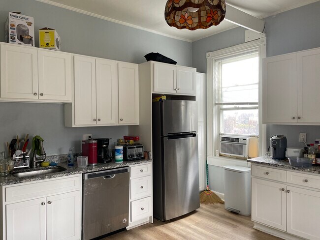 1204 John St in Baltimore, MD - Building Photo - Building Photo