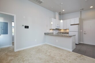 923 Silver Spring Ave in Silver Spring, MD - Building Photo - Building Photo