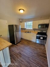 3018 Pearce St in Jacksonville, FL - Building Photo - Building Photo