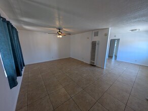 1714 Cherry Ave, Unit B in Long Beach, CA - Building Photo - Building Photo