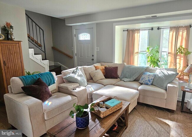 314 Roanoke Dr SE in Leesburg, VA - Building Photo - Building Photo