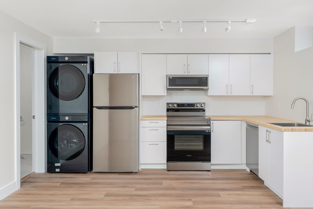 91 Alberta Av in Toronto, ON - Building Photo