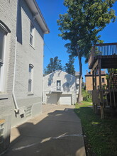 413 S Highland Ave, Unit 2 in Pittsburgh, PA - Building Photo - Building Photo