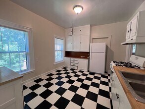 445 Washington St SE in Grand Rapids, MI - Building Photo - Building Photo
