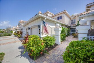 3955 Deer Crossing Ct in Naples, FL - Building Photo - Building Photo