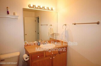 17925 Beaujolais Dr in Anchorage, AK - Building Photo - Building Photo