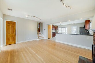 981 Johnson Pl in Union, NJ - Building Photo - Building Photo