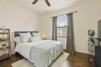 4027 Tulane St in Houston, TX - Building Photo - Building Photo
