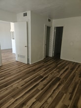 414 E Avenue A in Killeen, TX - Foto de edificio - Building Photo