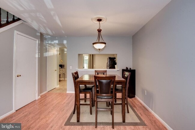 9668 Hastings Dr, Unit 3rd Floor room in Columbia, MD - Building Photo - Building Photo