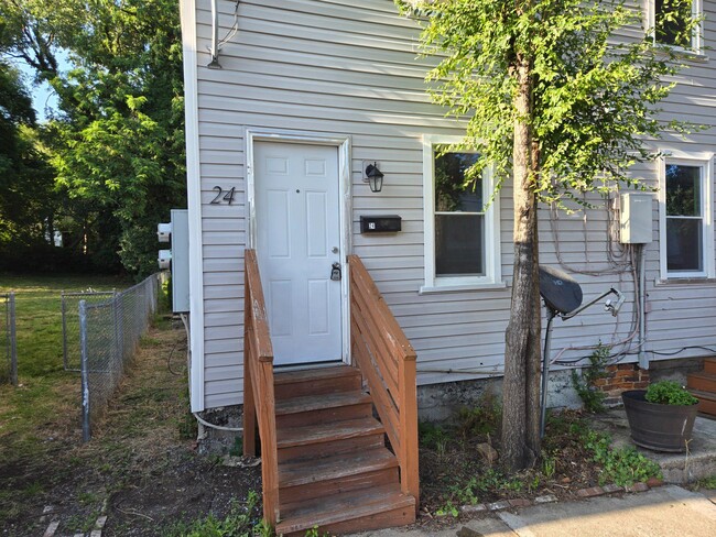 property at 24 E Pall Mall St