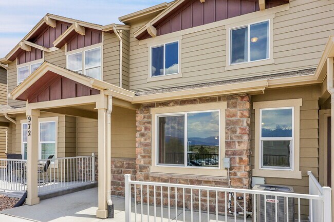 972 Petra Heights in Colorado Springs, CO - Building Photo - Building Photo