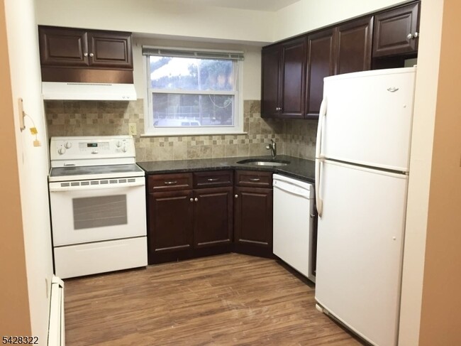 property at 28 Deanna Dr