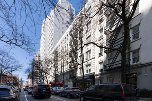 209 E 66th St in New York, NY - Building Photo