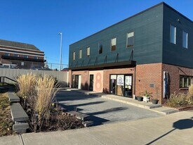 8 Government Way, Unit 202 in Somersworth, NH - Building Photo
