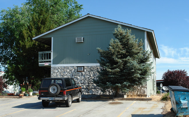 1947 6th Ave in Ontario, OR - Building Photo - Building Photo