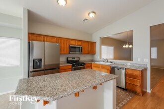 4821 Morning Falls Ave in Las Vegas, NV - Building Photo - Building Photo