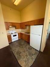 1001 Pennington Rd in Ewing Township, NJ - Building Photo - Building Photo