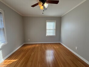 Welcome to this charming 3-bedroom, 1-bathroom home located in the vibrant city of Memphis, TN in Memphis, TN - Building Photo - Building Photo