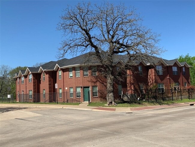 317 Cherry St in College Station, TX - Building Photo - Building Photo